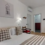 Borgo Capitano Collection Diffuso - Centro Storico B&B