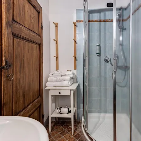 Borgo Capitano Collection Diffuso - Centro Storico 3*