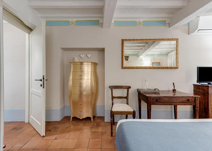 Borgo Capitano Collection Diffuso - Centro Storico 3*